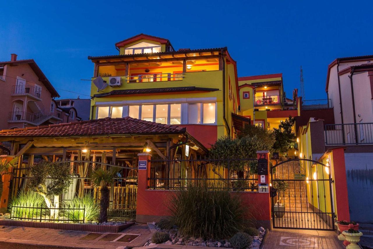 Apartments Ana Lorena Crikvenica Buitenkant foto